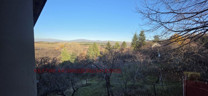 Продава ВИЛА, с. Дяково, област Кюстендил, снимка 13 - Вили - 52441896