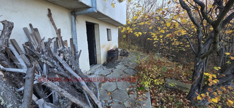 Продава ВИЛА, с. Дяково, област Кюстендил, снимка 7 - Вили - 52441896