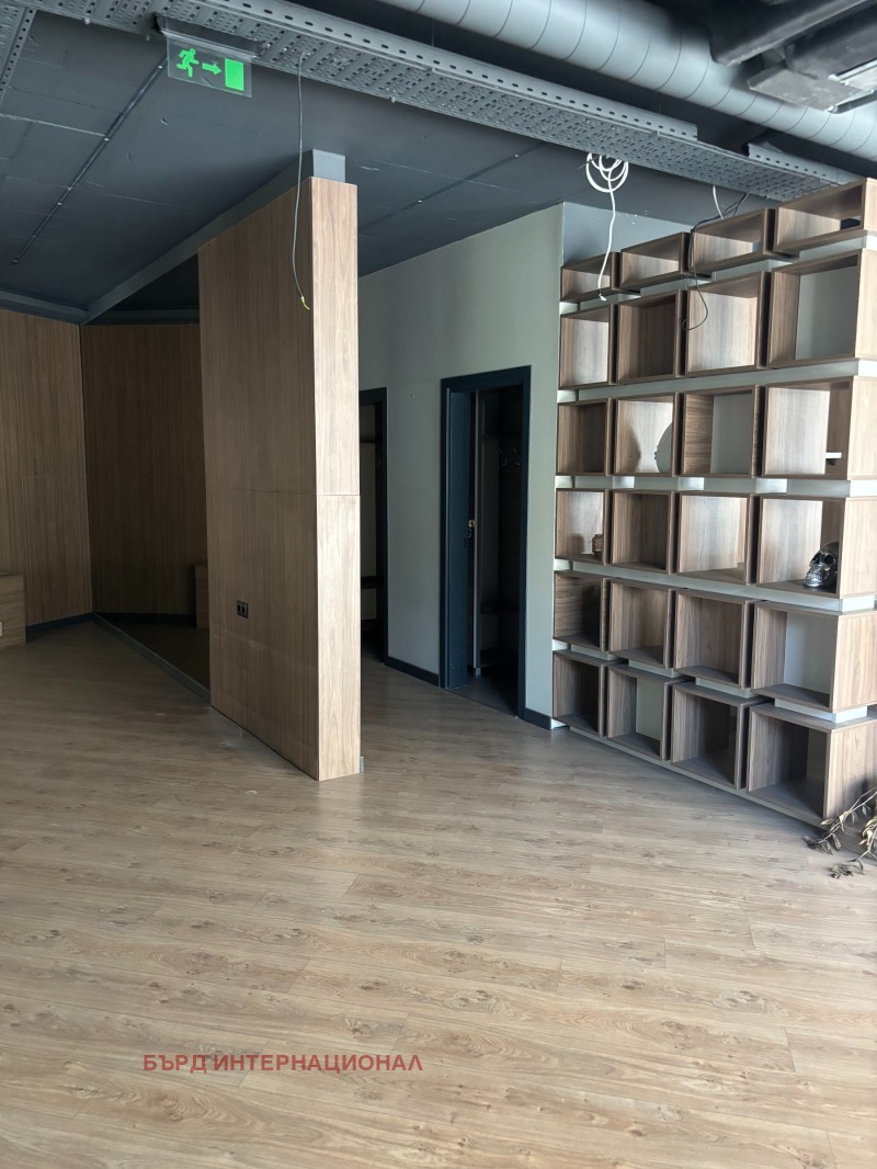 Myytävänä  Myymälä Sofia , Tsentar , 834 neliömetriä | 96366209 - kuva [4]