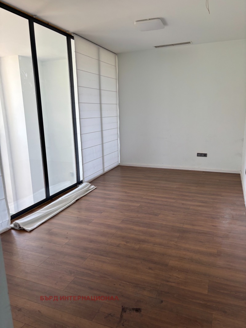 Myytävänä  Myymälä Sofia , Tsentar , 834 neliömetriä | 96366209 - kuva [10]