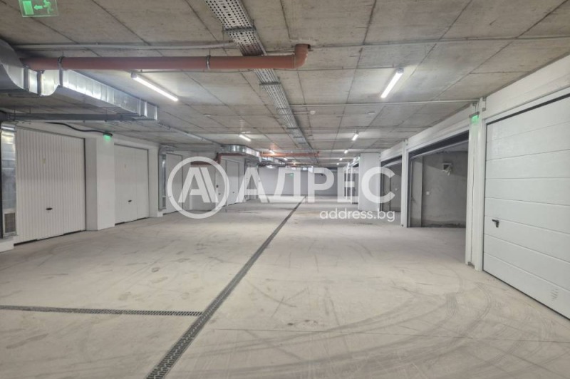 Продава ГАРАЖ, ПАРКОМЯСТО, гр. София, Връбница 2, снимка 6 - Гаражи и паркоместа - 52814079