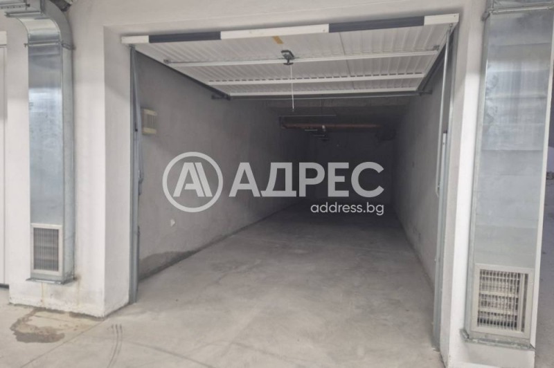 Продава ГАРАЖ, ПАРКОМЯСТО, гр. София, Връбница 2, снимка 2 - Гаражи и паркоместа - 52814079