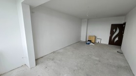 1 sovrum Orel, Razgrad