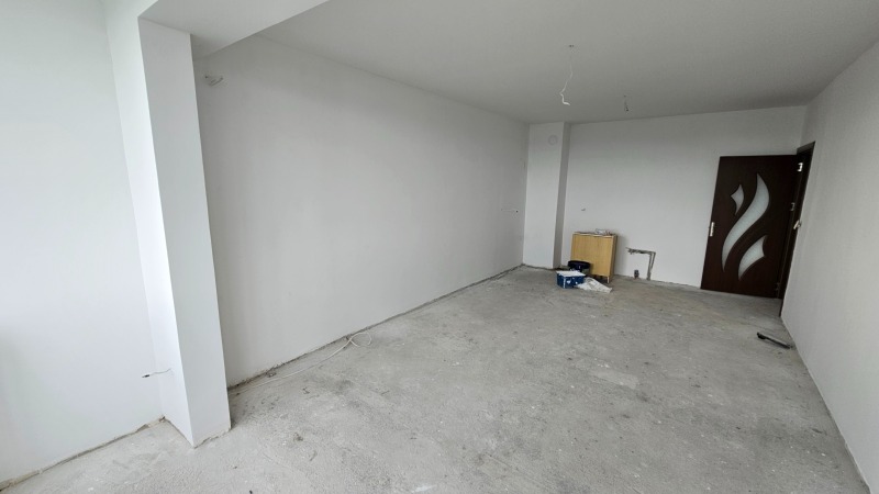 Till salu  1 sovrum Razgrad , Orel , 63 kvm | 96683220