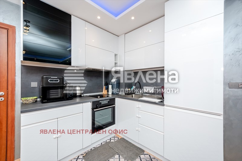 Продава 2-СТАЕН, гр. София, Банишора, снимка 2 - Апартаменти - 53426006