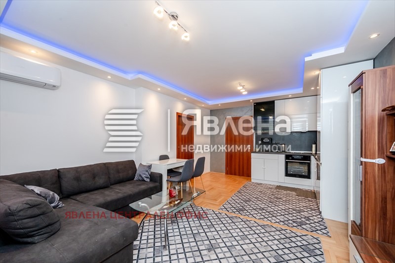 Продава 2-СТАЕН, гр. София, Банишора, снимка 3 - Апартаменти - 53426006