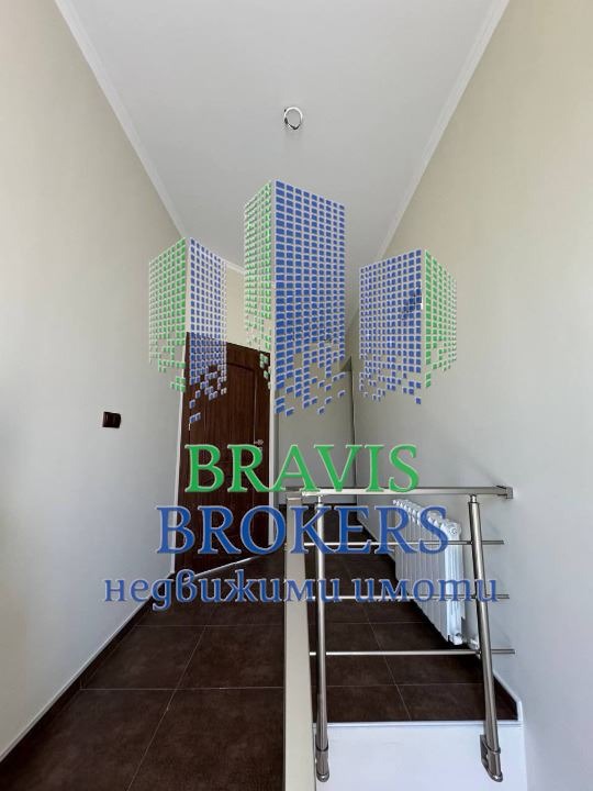 Till salu  Hus region Dobrich , Obrotjistje , 300 kvm | 37212827 - bild [9]