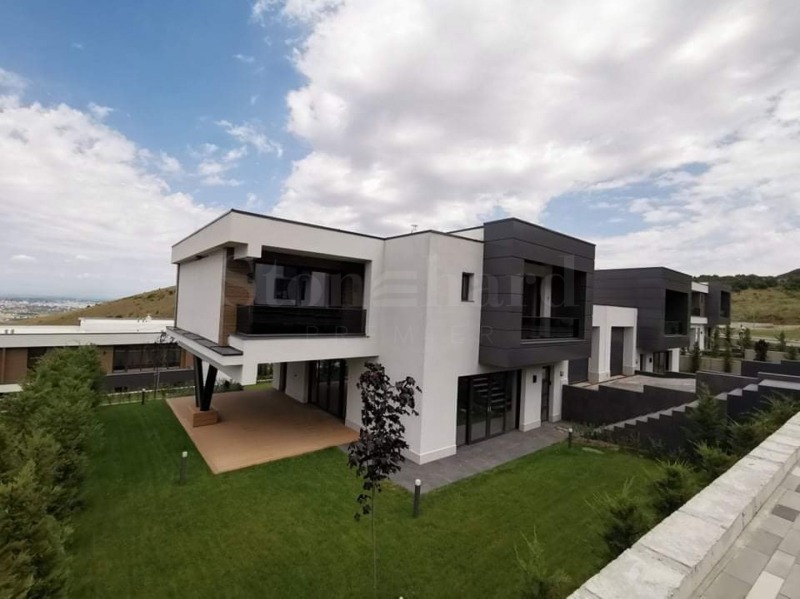 Te koop  Huis regio Plovdiv , Markovo , 265 m² | 75669782 - afbeelding [2]