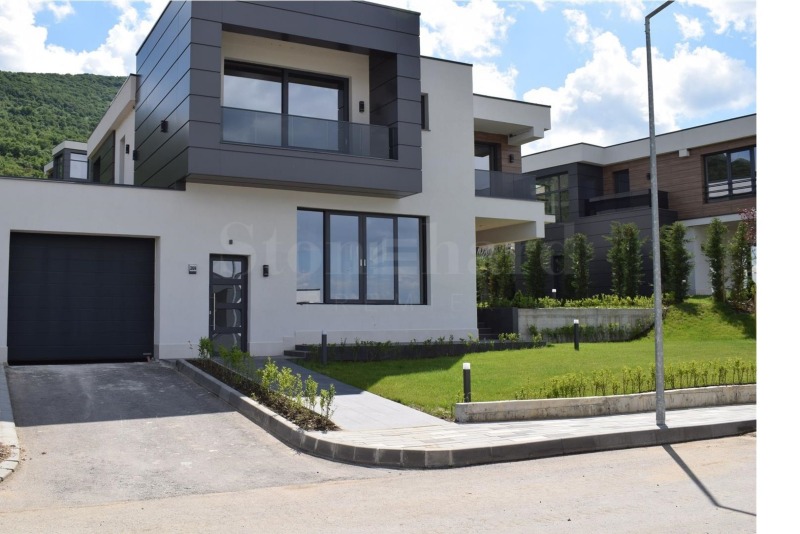 Te koop  Huis regio Plovdiv , Markovo , 265 m² | 75669782 - afbeelding [3]