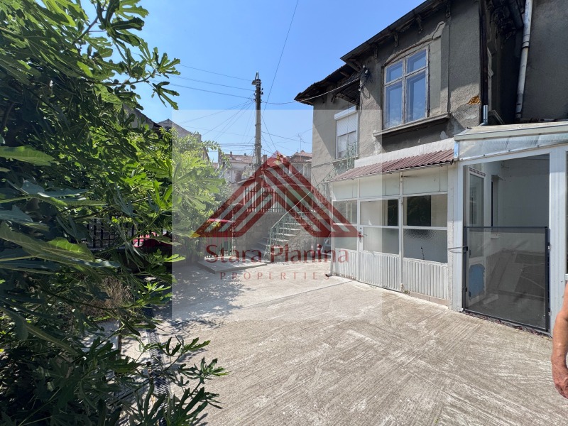 À venda  Andar da casa Ruse , Centar , 99 m² | 48559063