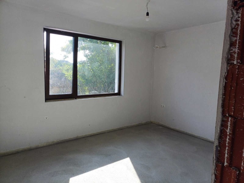 Продава КЪЩА, с. Костиево, област Пловдив, снимка 2 - Къщи - 52226967