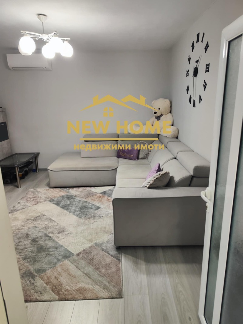 Продава КЪЩА, гр. Добрич, Кралска зона, снимка 2 - Къщи - 52543699