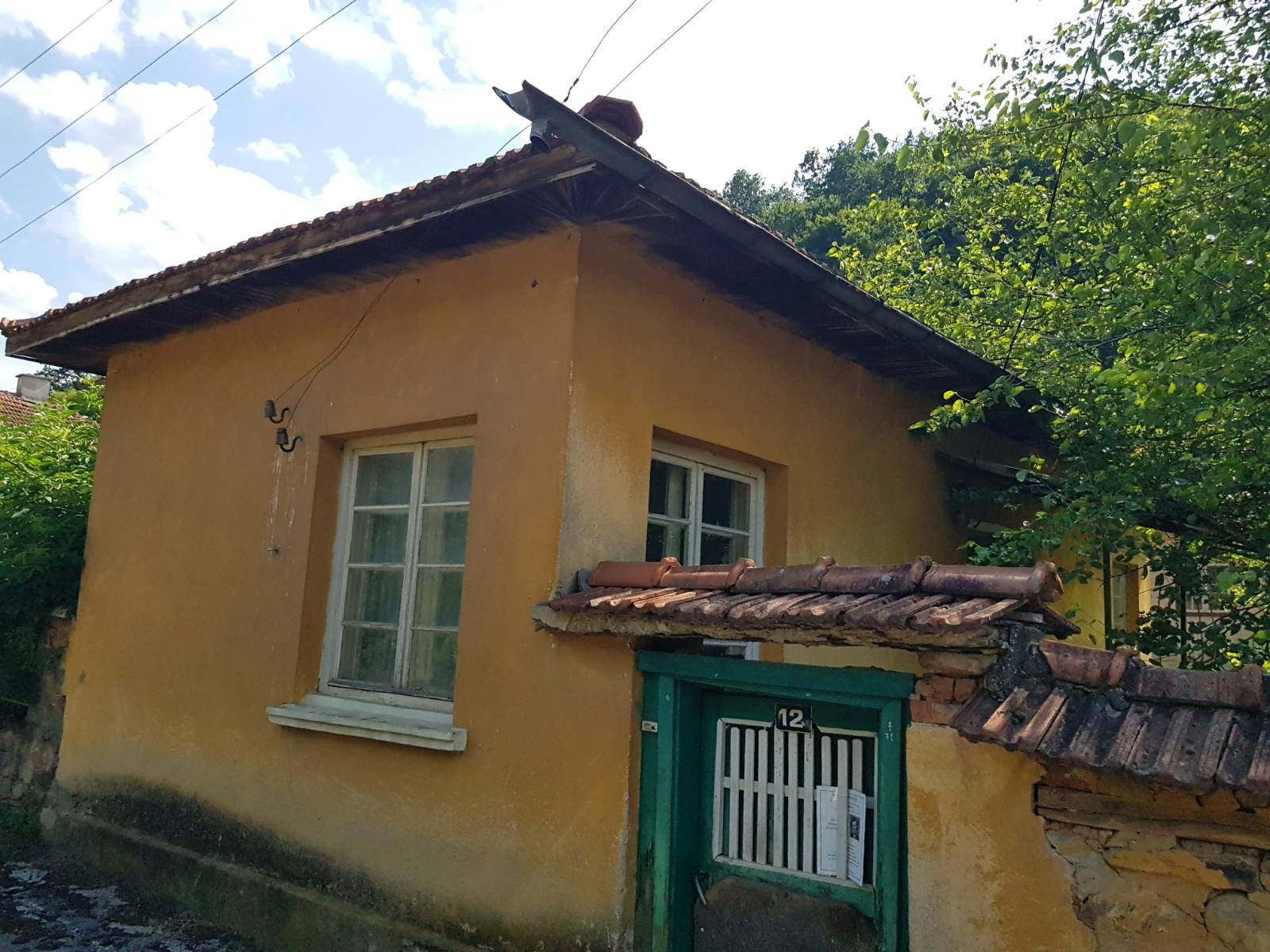 Продава КЪЩА, с. Врачеш, област София област, снимка 2 - Къщи - 42390108