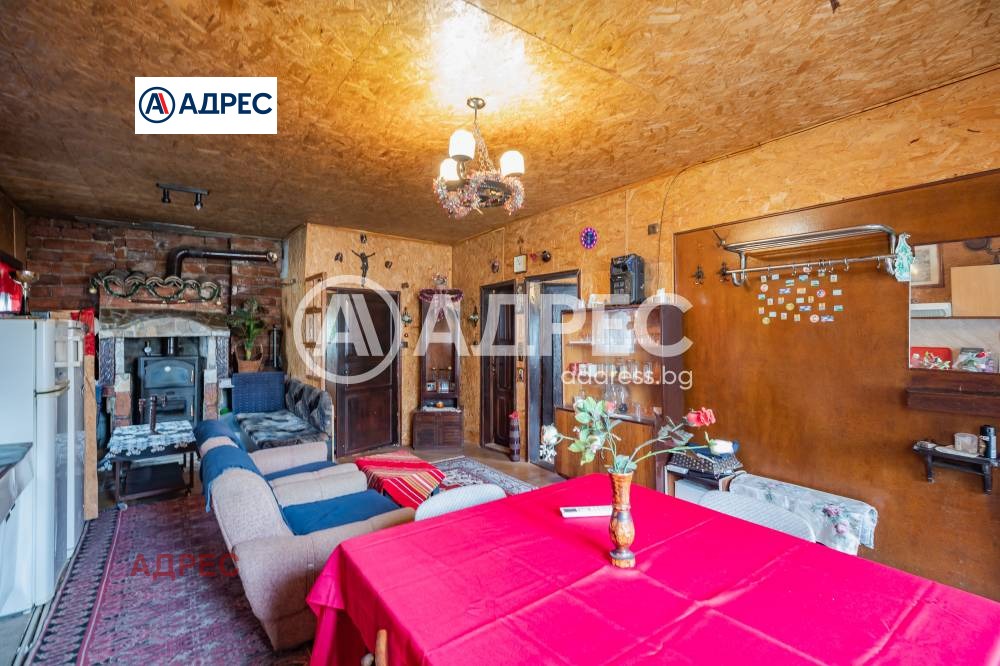 Продава КЪЩА, с. Изгрев, област Варна, снимка 7 - Къщи - 56497235