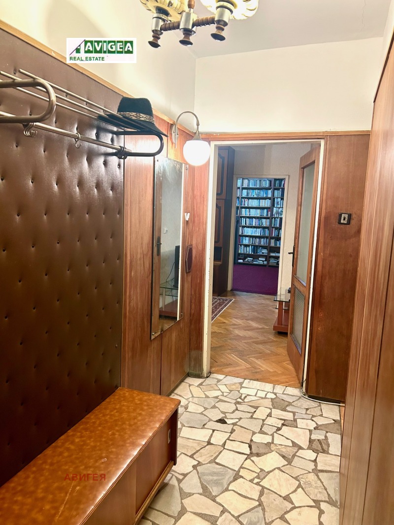 Продава МНОГОСТАЕН в град София, Младост 1 - 108 кв.м / 299 000 € » 584 793.17 лв., АВИГЕЯ