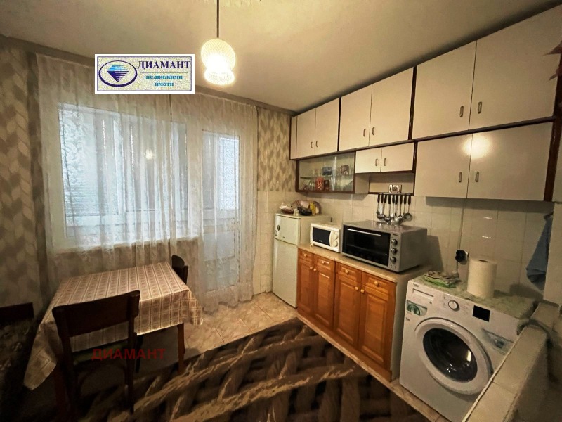 Продава 3-СТАЕН, гр. Русе, Хъшове