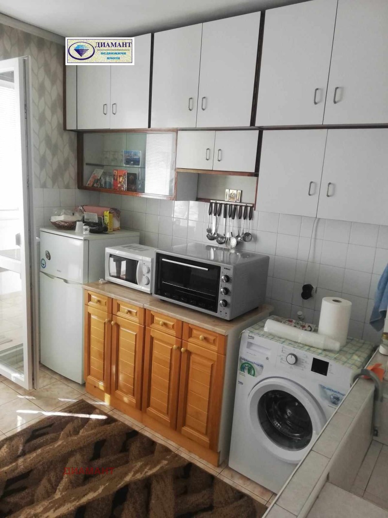 Продава  3-стаен, град Русе, Хъшове •  152 000 EUR • ID 52245718 — holmes.bg - [1] 
