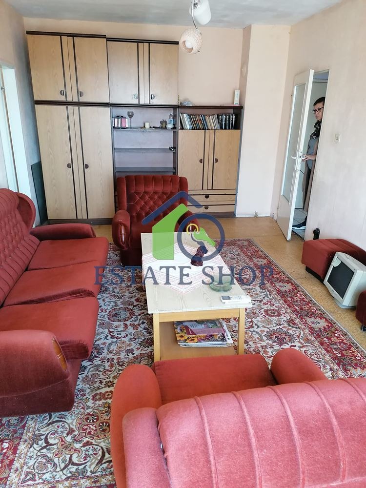 À venda  2 quartos Plovdiv , Izgrev , 68 m² | 67455071