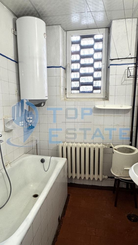 Продава 3-СТАЕН, гр. Велико Търново, Център, снимка 9 - Апартаменти - 54616714