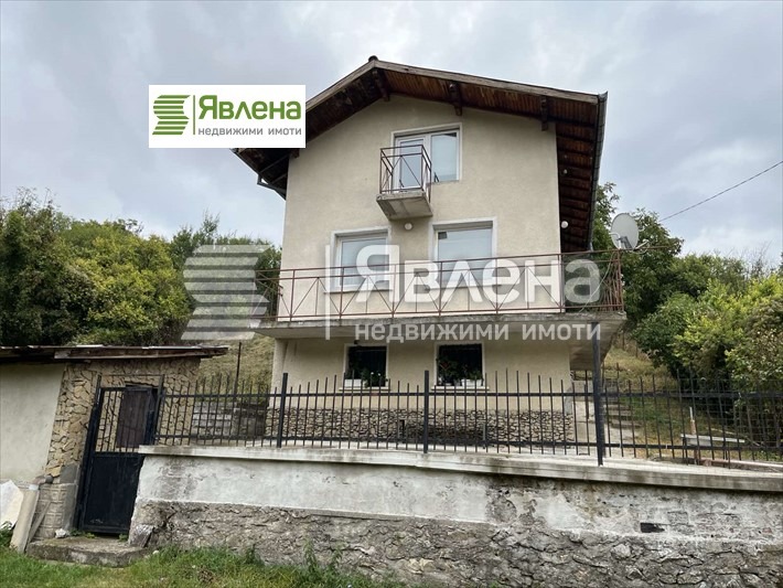 Продава  Къща, област София, с. Големо Малово • 65 000 EUR • ID 19881865 — holmes.bg - [1] 