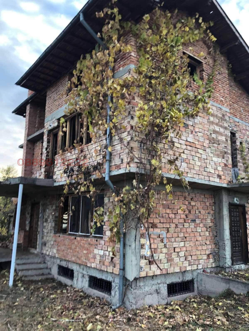 Till salu  Villa region Sofia , Karapolci , 221 kvm | 95884217 - bild [4]