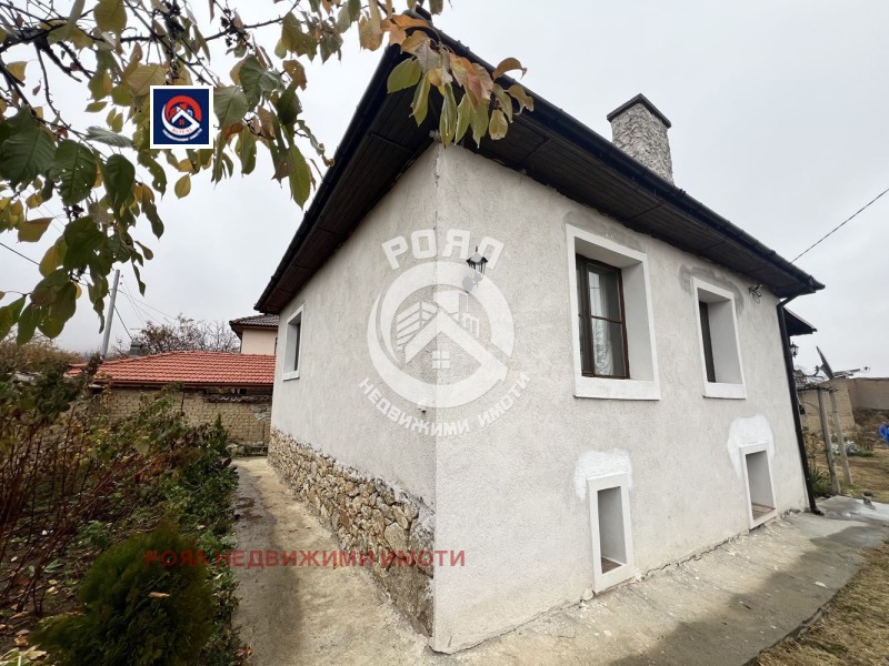 Продава  Къща област Пловдив , с. Кръстевич , 100 кв.м | 96229358