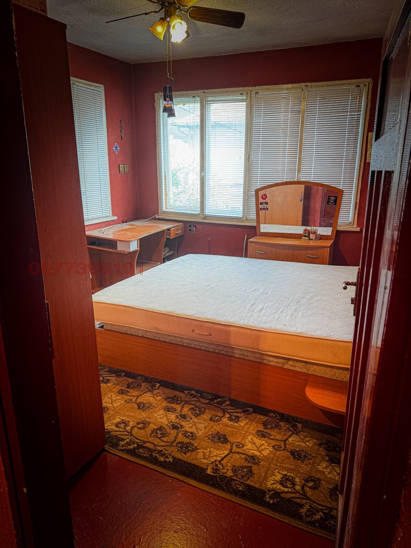 Продава КЪЩА, гр. Вършец, област Монтана, снимка 3 - Къщи - 52782591