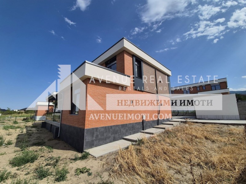 Продава КЪЩА, с. Марково, област Пловдив, снимка 2 - Къщи - 52096307