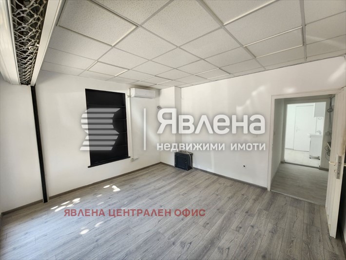 Продава МАГАЗИН, гр. София, Център