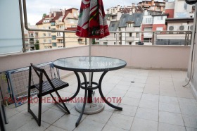 1 quarto Lozenec, Sofia 13