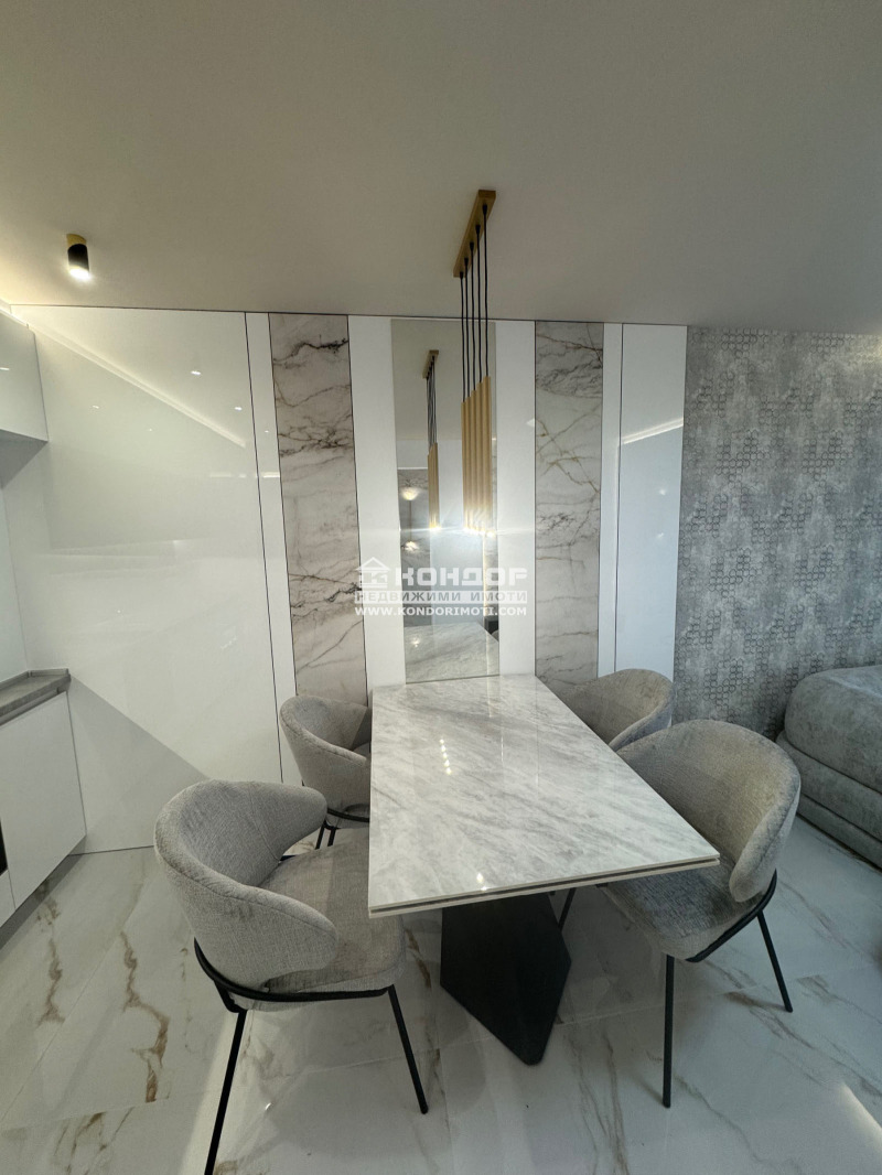 Продава 3-СТАЕН, гр. Пловдив, Остромила, снимка 2 - Апартаменти - 52837632