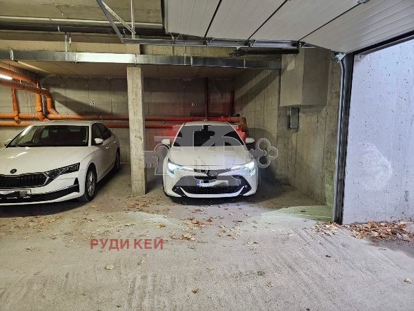 Продава ГАРАЖ, ПАРКОМЯСТО, гр. Варна, Младост 1, снимка 2 - Гаражи и паркоместа - 52410843