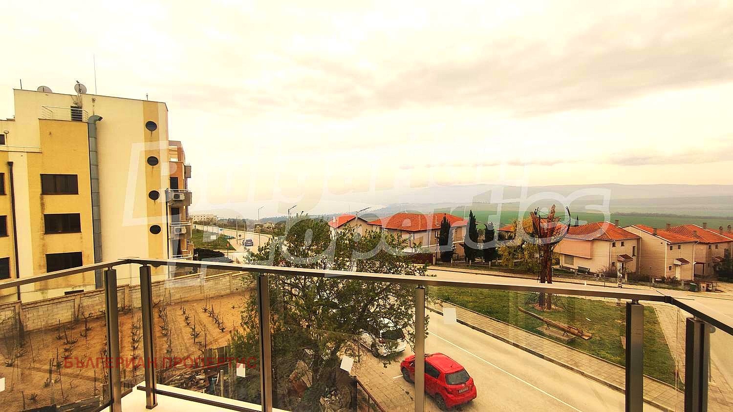 Продава 3-СТАЕН, гр. Бяла, област Варна, снимка 2 - Апартаменти - 49712175