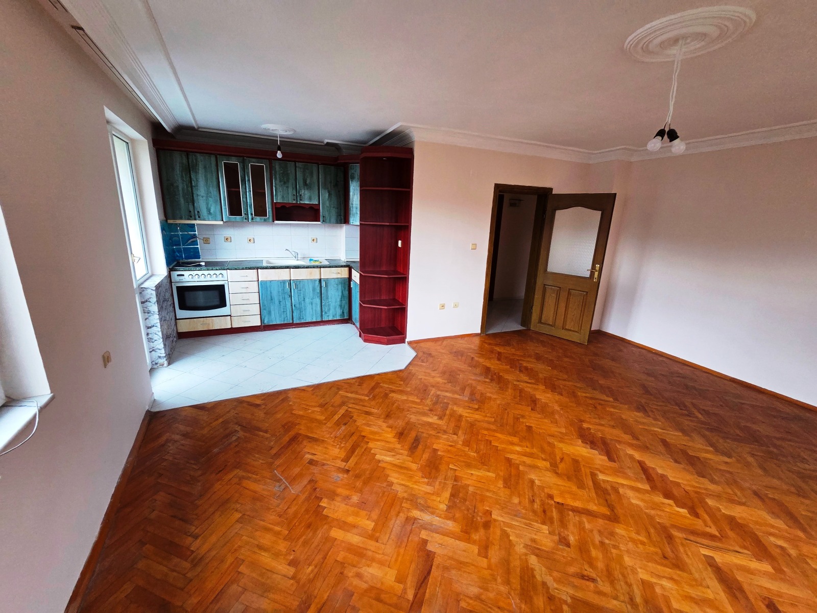 Продава 4-СТАЕН, гр. Кърджали, Център, снимка 2 - Апартаменти - 54289963