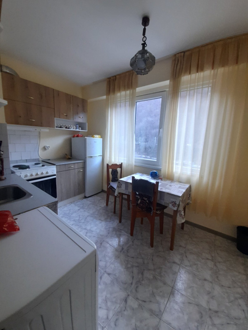 Продаја  1 спаваћа соба регион Софиа , Своге , 65 м2 | 66378201 - слика [2]