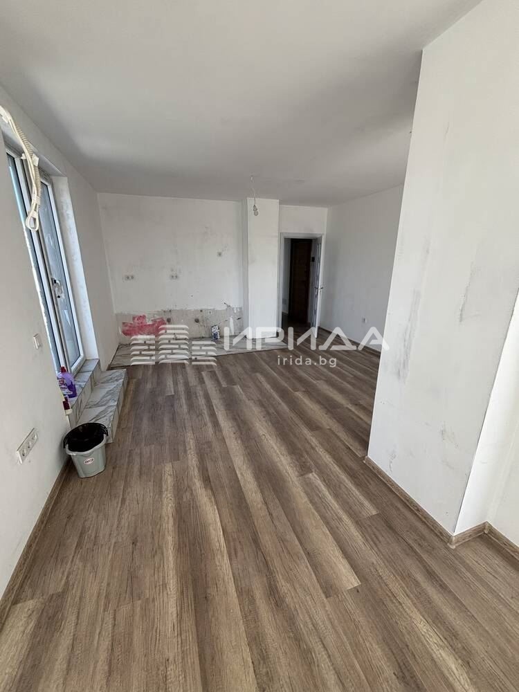 Продава  2-стаен град София , Красна поляна 2 , 132 кв.м | 33274630