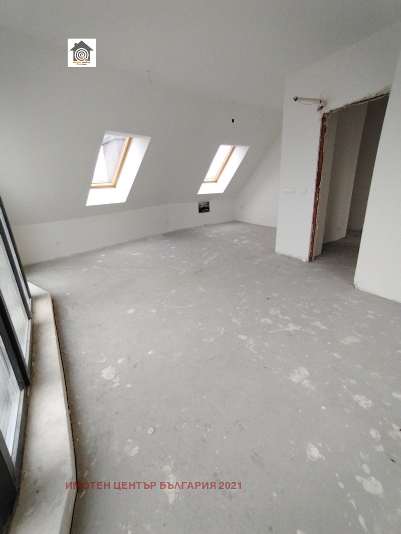 Eladó  2 hálószobás Sofia , Ovcsa kupel , 105 négyzetméter | 81349609