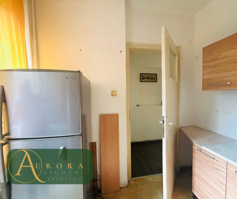 In vendita  2 camere da letto Sofia , Tsentar , 75 mq | 64235566