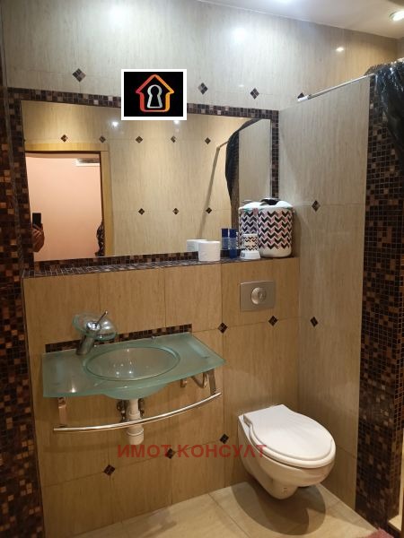 Продава 3-СТАЕН, град Враца, Център • 319000 лв. • 99627455 — Holmes.bg
