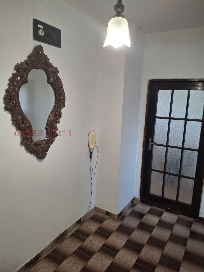 Продава 4-СТАЕН, гр. Нови пазар, област Шумен, снимка 6 - Апартаменти - 52970443