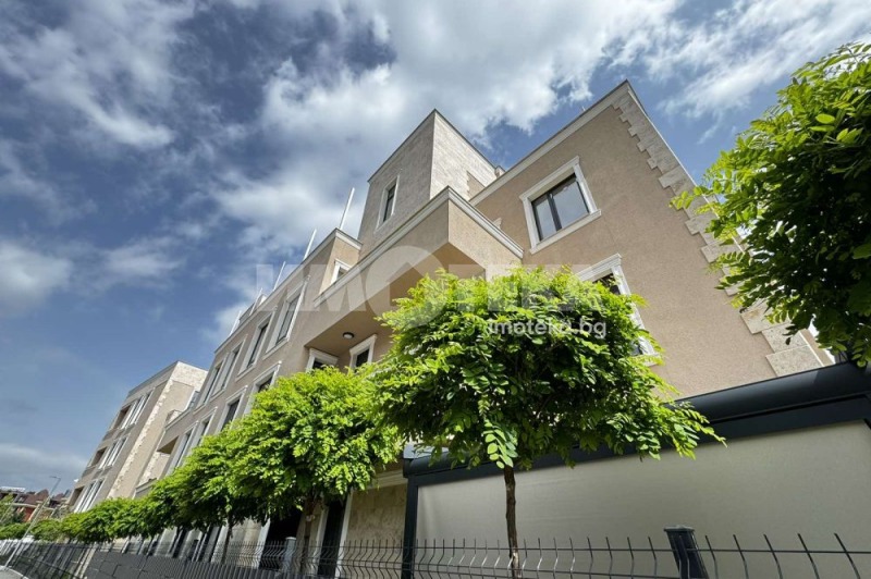 In vendita  3+ camere da letto Sofia , Vitosha , 552 mq | 20152597 - Immagine [10]