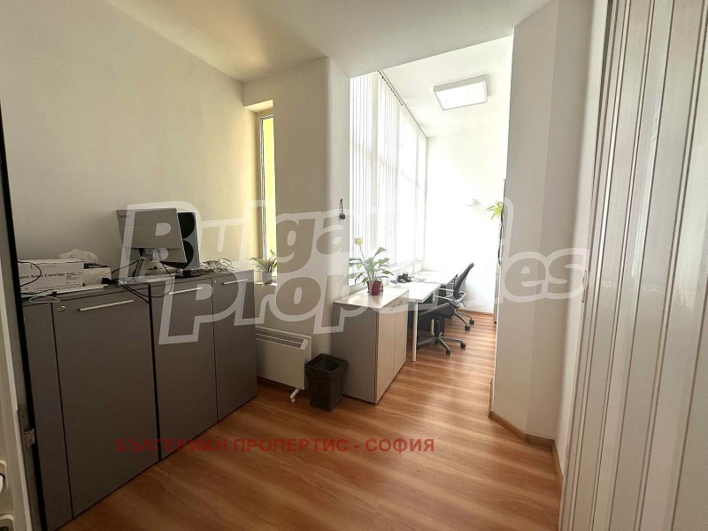 Na sprzedaż  Biuro Sofia , Centar , 186 mkw | 94840350 - obraz [13]