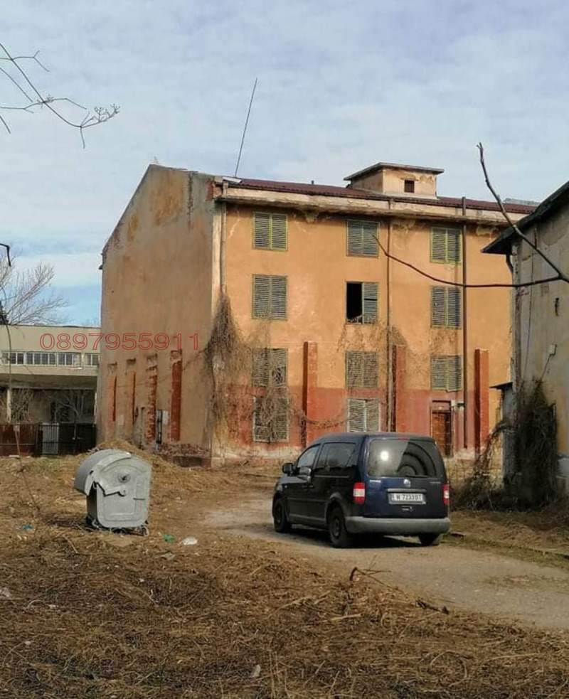 Продава БИЗНЕС ИМОТ, гр. Лом, област Монтана