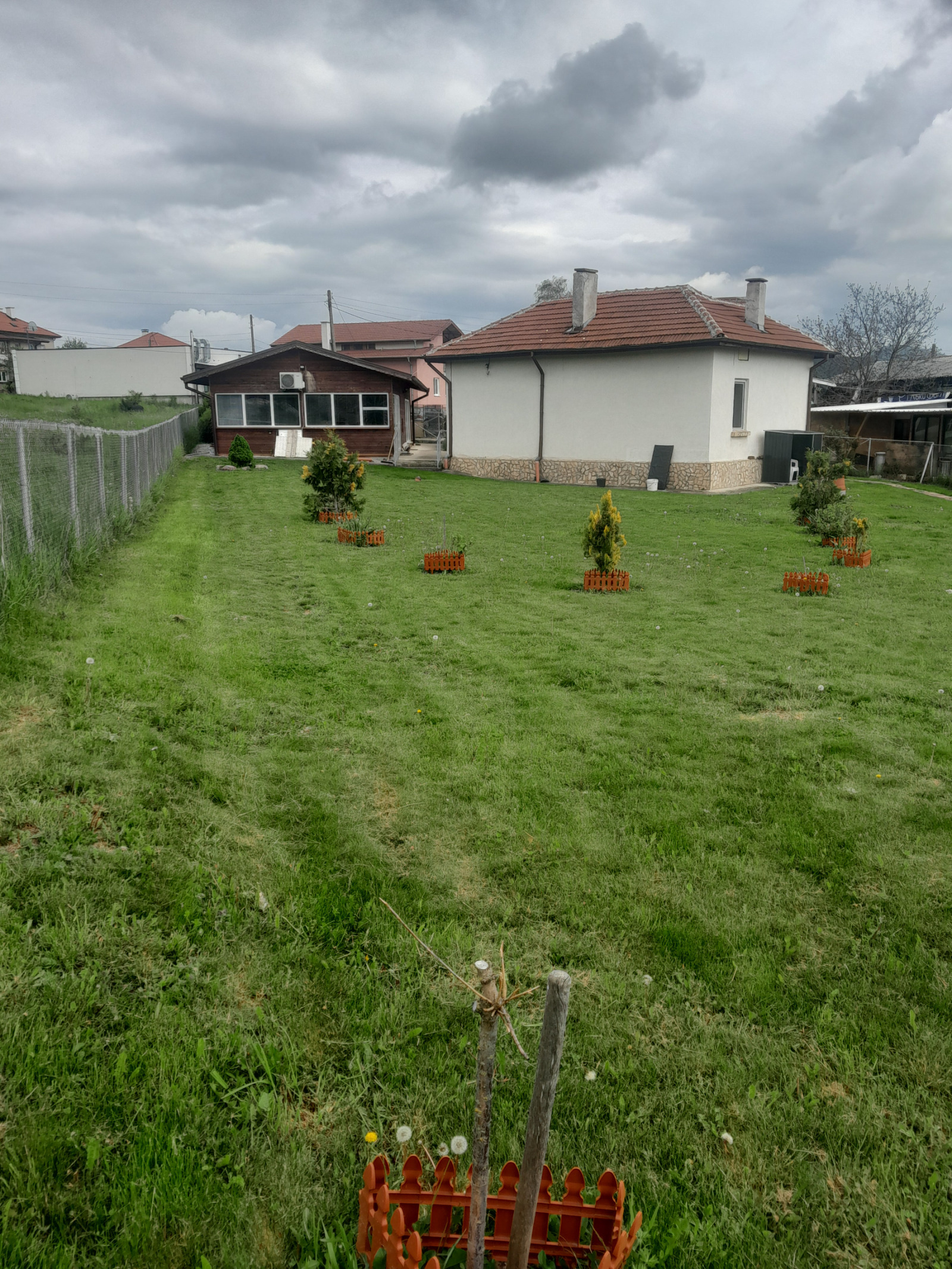 Продава КЪЩА, гр. Годеч, област София област
