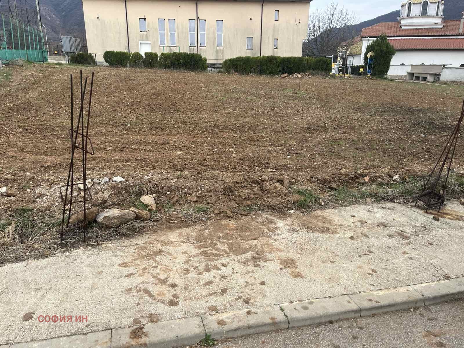 Продава ПАРЦЕЛ, с. Полето, област Благоевград