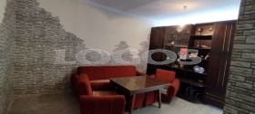 1 makuuhuone Vladislav Varnentšik 1, Varna