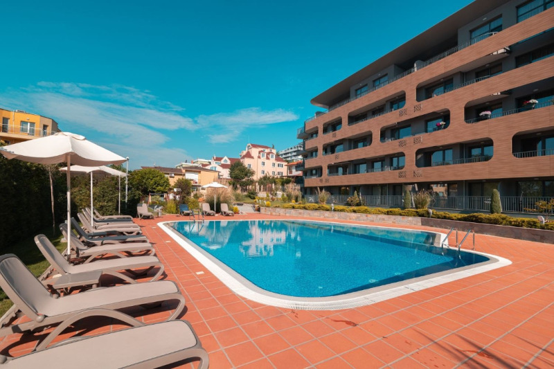 Продава  3-стаен, град Варна, Бриз •  309 900 € • ID 36610915 — holmes.bg - [1] 
