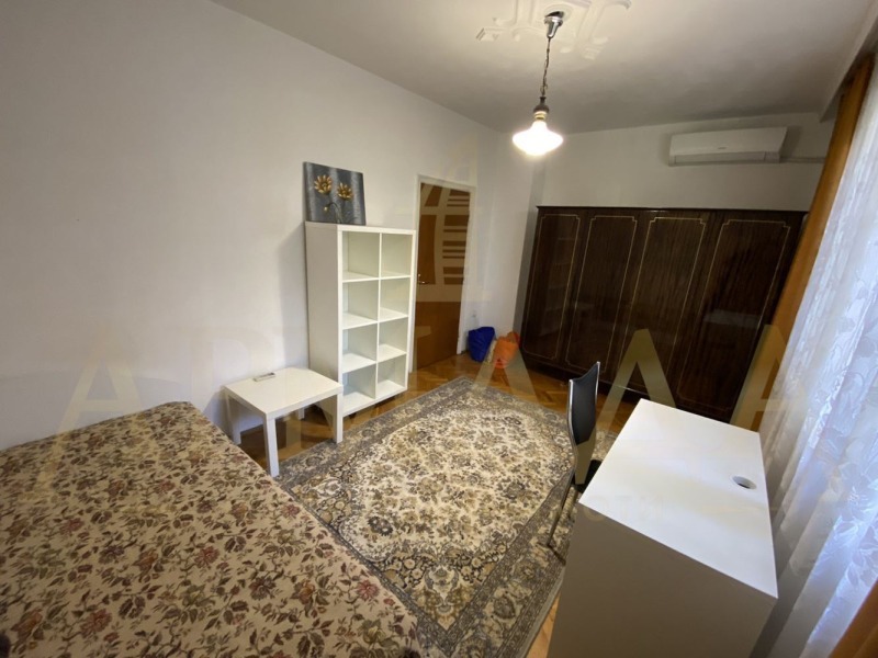 En venta  3+ dormitorios Plovdiv , Tsentar , 140 metros cuadrados | 34997444 - imagen [8]