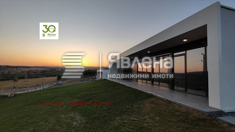 Продава КЪЩА, с. Църква, област Добрич, снимка 11 - Къщи - 55712888