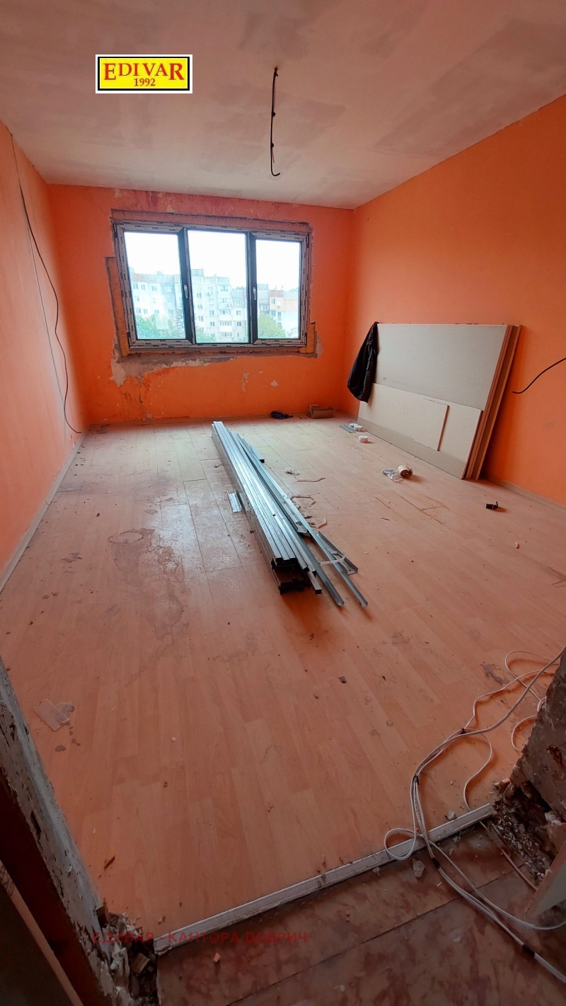 Продава 3-СТАЕН в град Добрич, Строител - 92 кв.м / 75 671.20 € » 148 000 лв., ЕДИВАР - КАНТОРА ДОБРИЧ